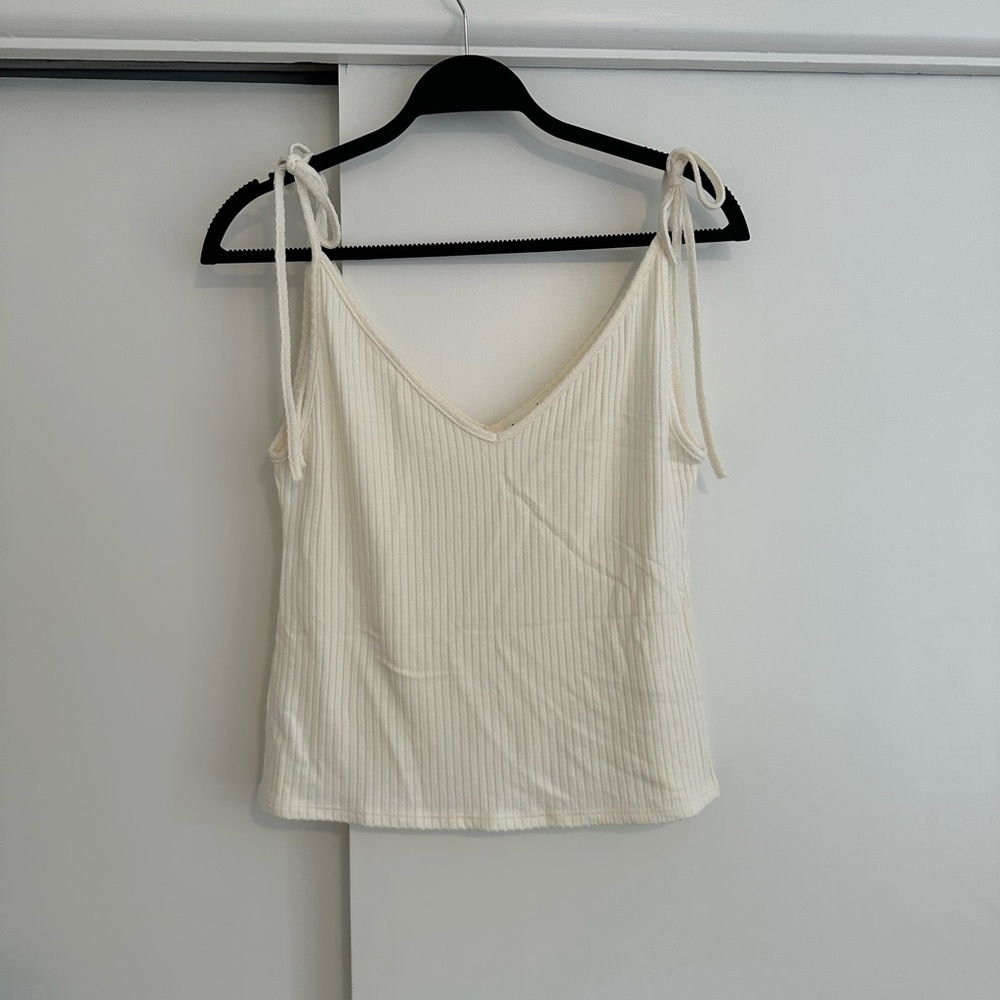 Reformation tie sleeve top Medium